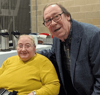 Charlie George spreads Christmas cheer 